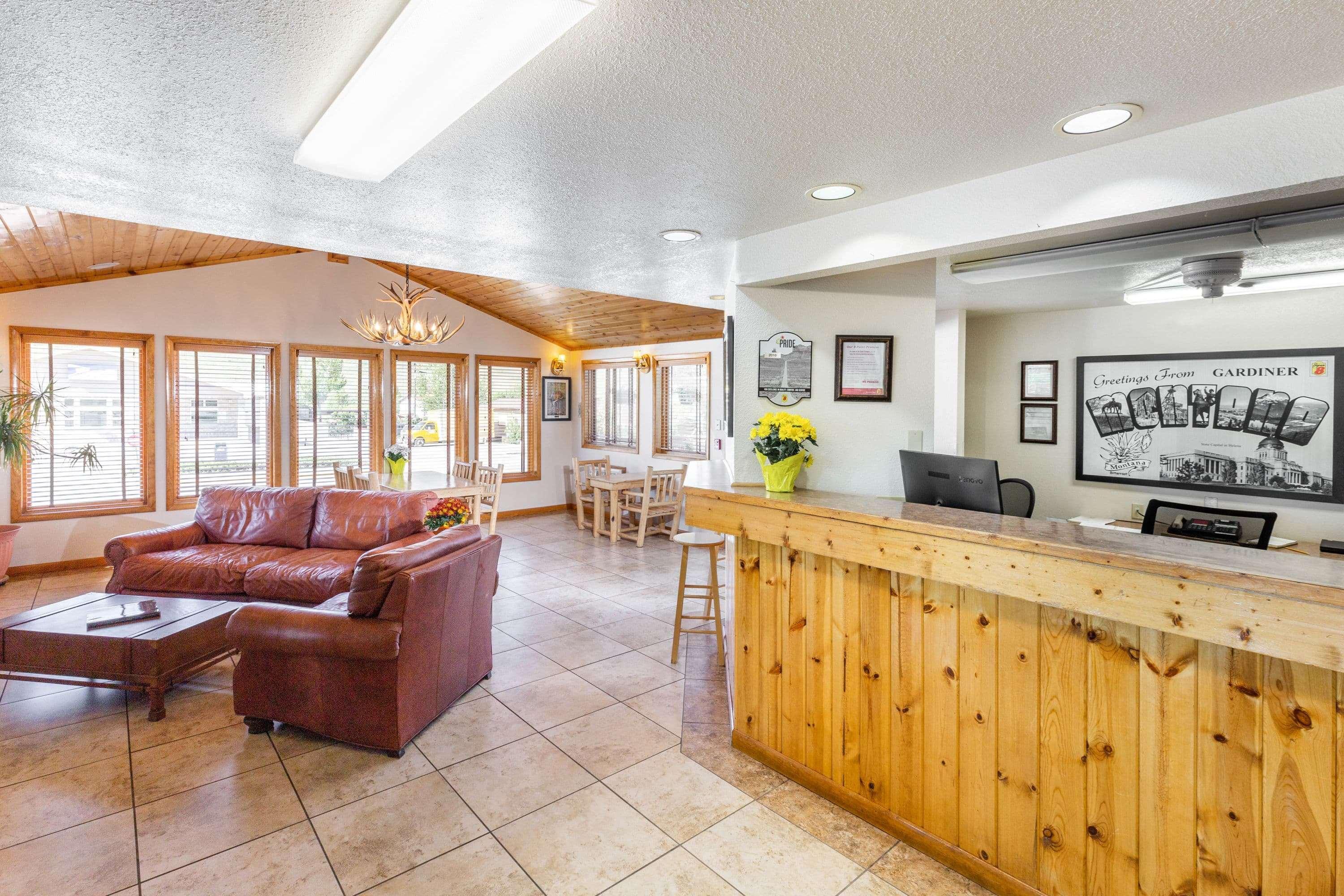 Super 8 By Wyndham Gardiner/Yellowstone Park Area Exteriér fotografie