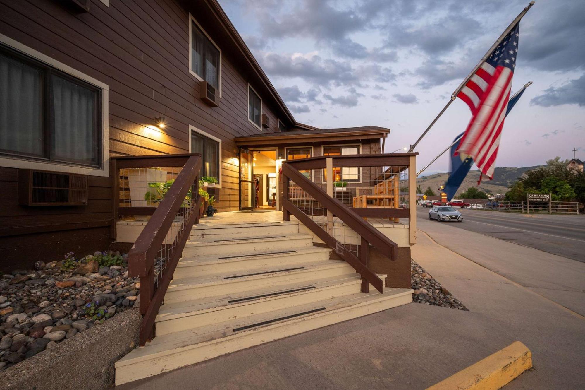 Super 8 By Wyndham Gardiner/Yellowstone Park Area Exteriér fotografie